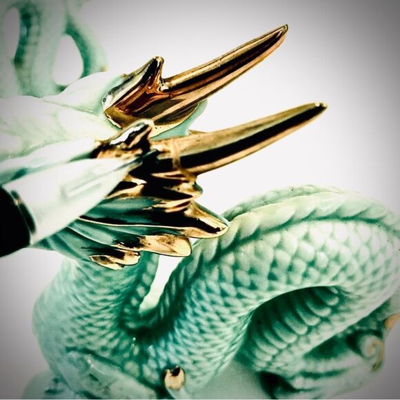 ♥️ Ceramic Dragon Figurines with Gold Accents - Picture 4 of 11